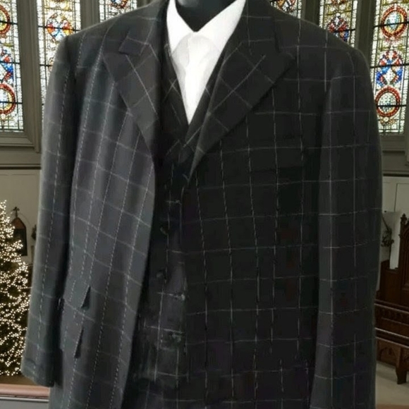Leonardo's Custom Apparel Other - LEONARDO'S Custom Apparel 3-Piece Windowpane Suit, 44L, 38W / 32L